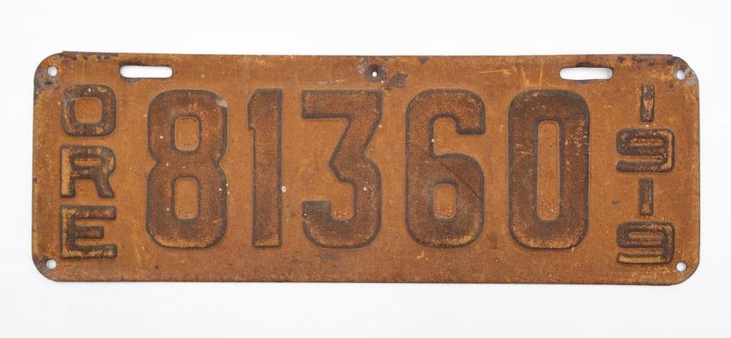 Antique 1919 Oregon License Plate: Please view all photos for condition