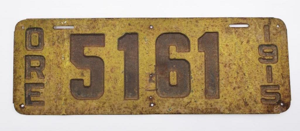 Antique 1915 Oregon License Plate: Please view all photos for condition