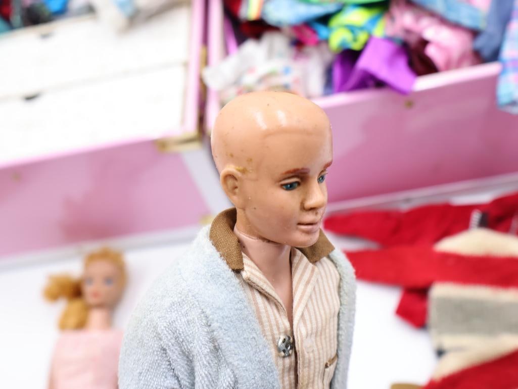 Vintage Barbie Dolls and Case Filled with Clothes - 10