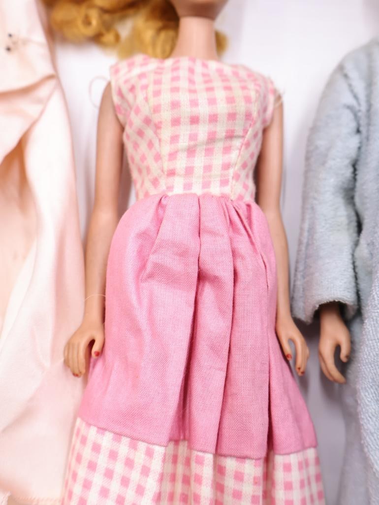 Vintage Barbie Dolls and Case Filled with Clothes - 4