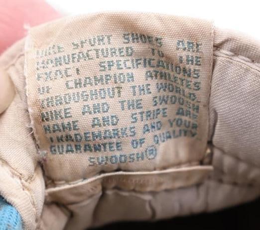 Two Pairs of Vintage Nike Sneakers - 15