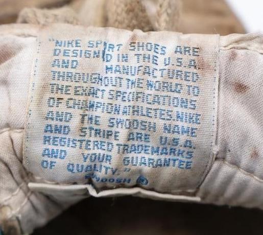 Two Pairs of Vintage Nike Sneakers - 6