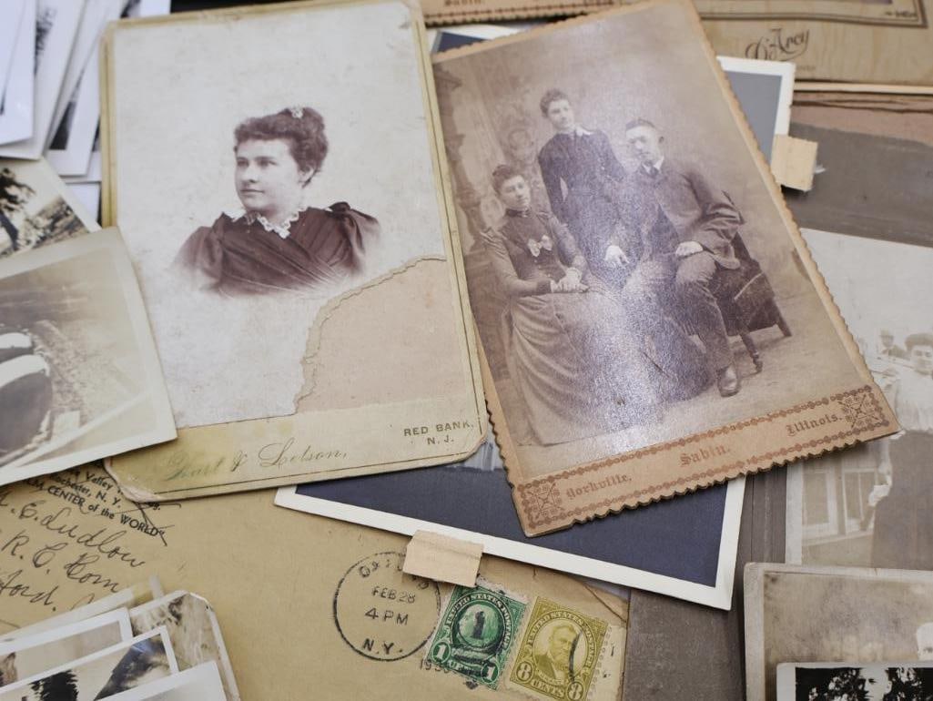 Collection of Antique and Vintage Photos - 18