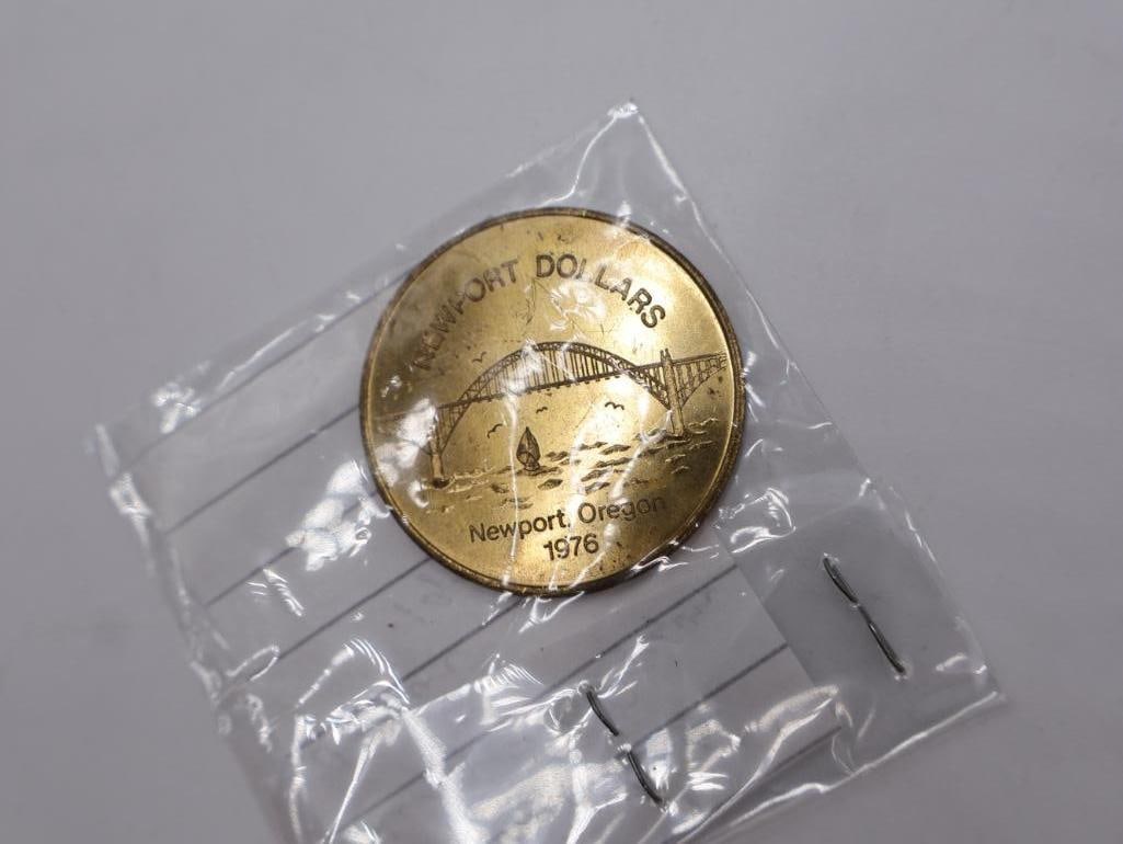 1976 US Proof Set and Collectible Coins and Tokens - 16