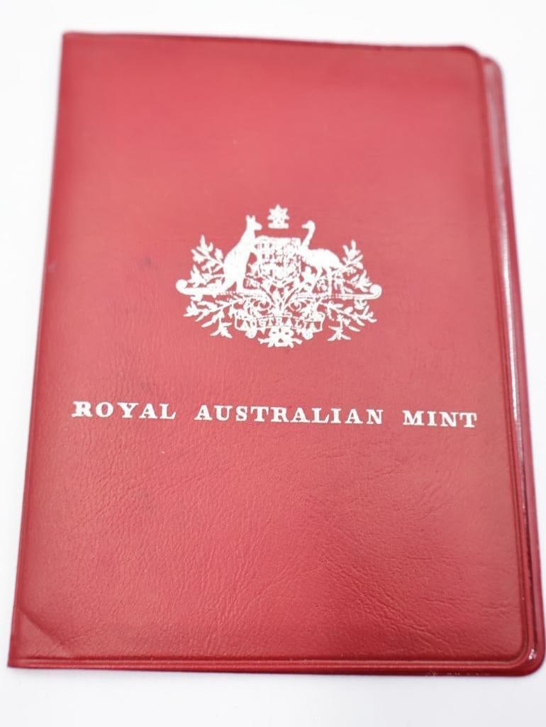 Collection of Uncirculated Australian Mint - 14
