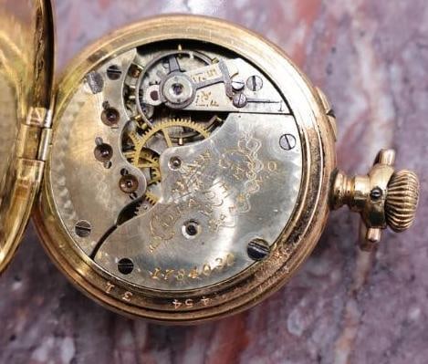 Antique Small Ladies Hampden Ornate Backed Pocket Watch - 8