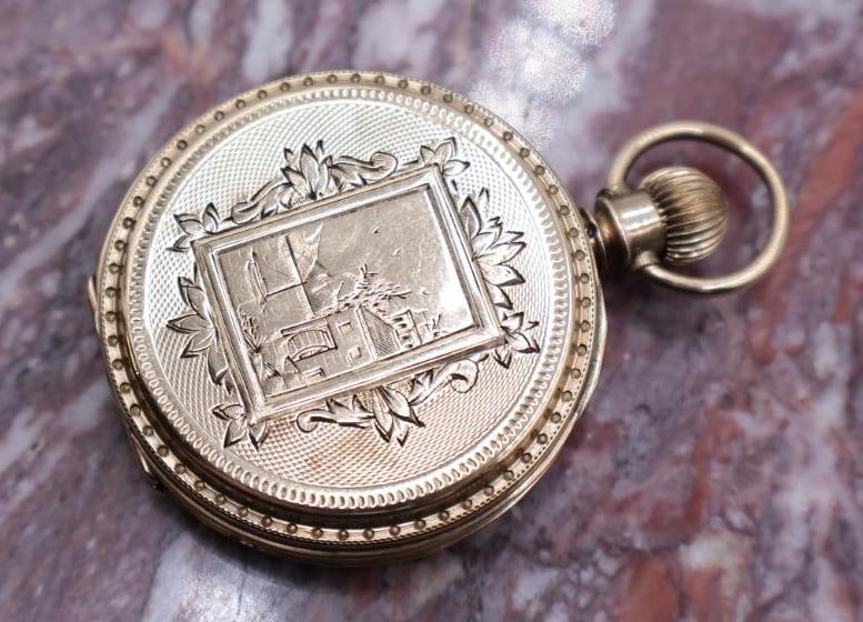 Antique Elgin Eloquent Double Hunter Pocket Watch: Antique Elgin double hunter pocket watch. Case marked with 18 and numbered '237958' BWC Co