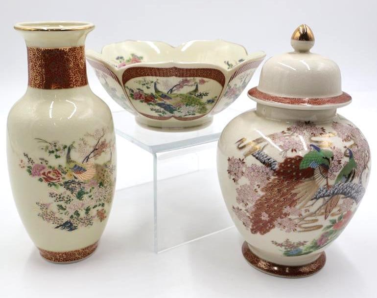 Three Japanese Pottery Pieces (1 of 11)