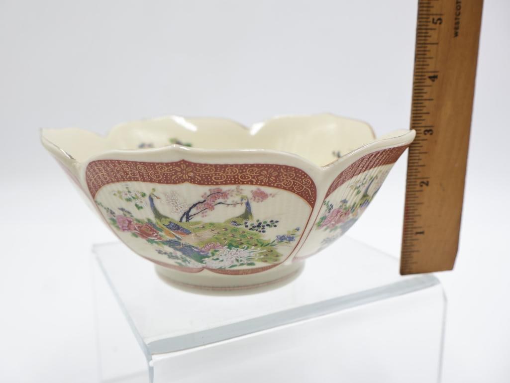 Three Japanese Pottery Pieces - 8