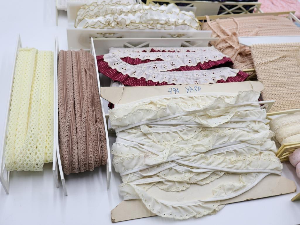 Collection of Vintage Lace and Edging - 2
