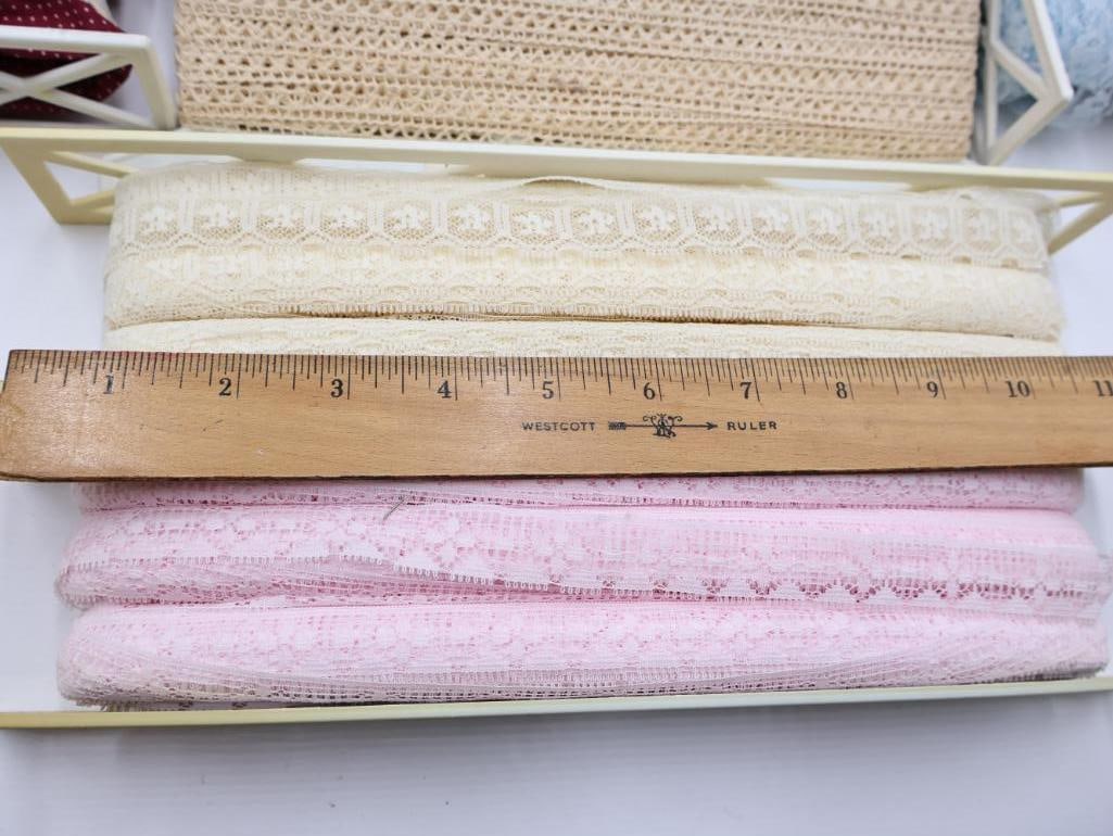 Collection of Vintage Lace and Edging - 5
