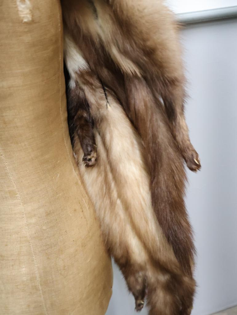 Two Vintage Mink Scarves - 10