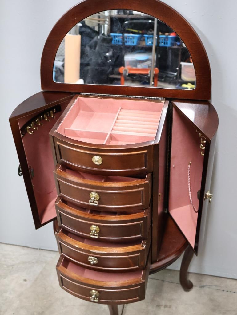 Standing Jewelry Box in French Louis-Style - 2