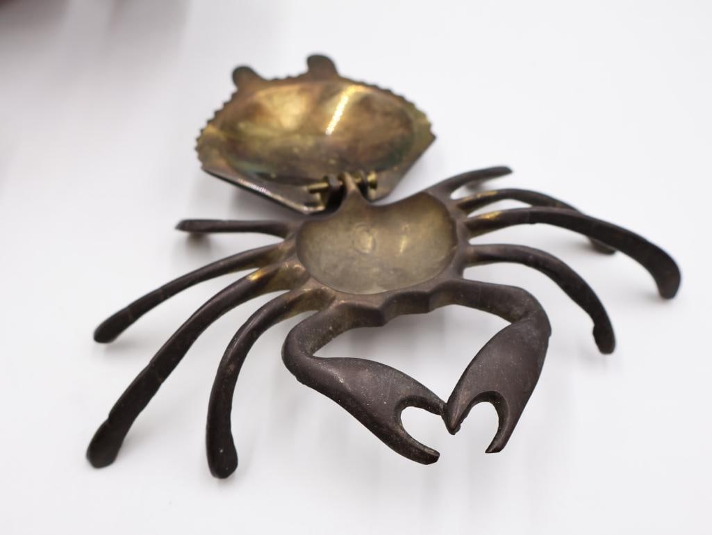 Red Glass Crab Light and and Brass Crab Trinket Box - 3