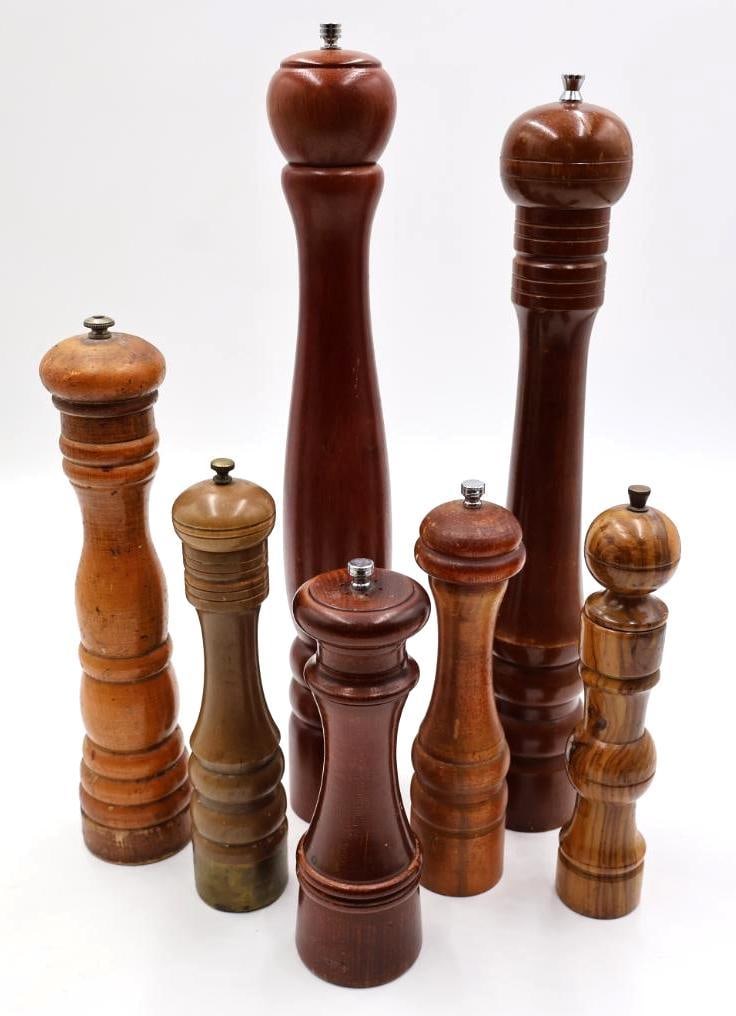 Collection of Wood Salt and Pepper Grinders (1 of 12)