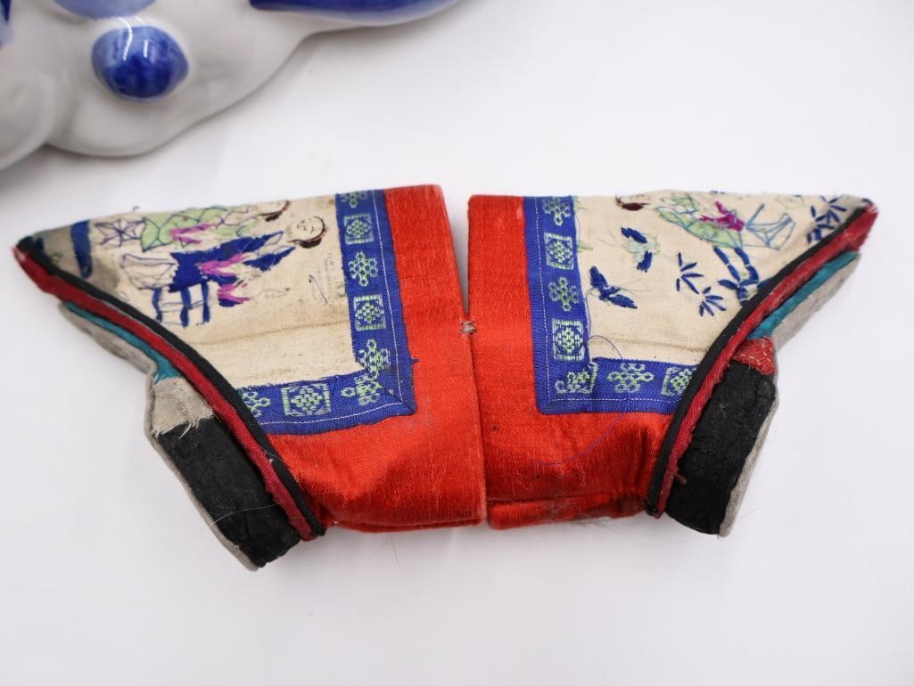 Antique Chinese Foot Binding Shoes, Wood Jewelry Box and Cat Statue - 4