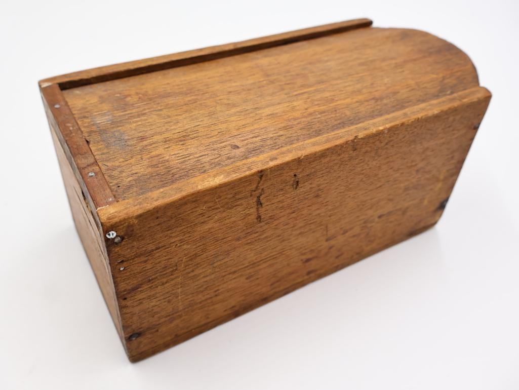 Vintage Study Decor - 14