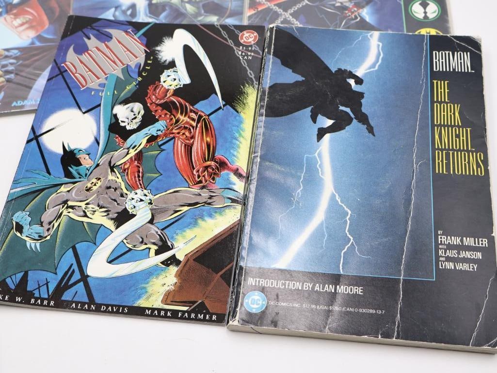 Assorted Batman Comics Including Signed Issue - 7