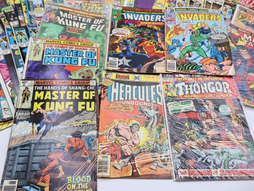 Large Lot of Various Marvel Comics - 10
