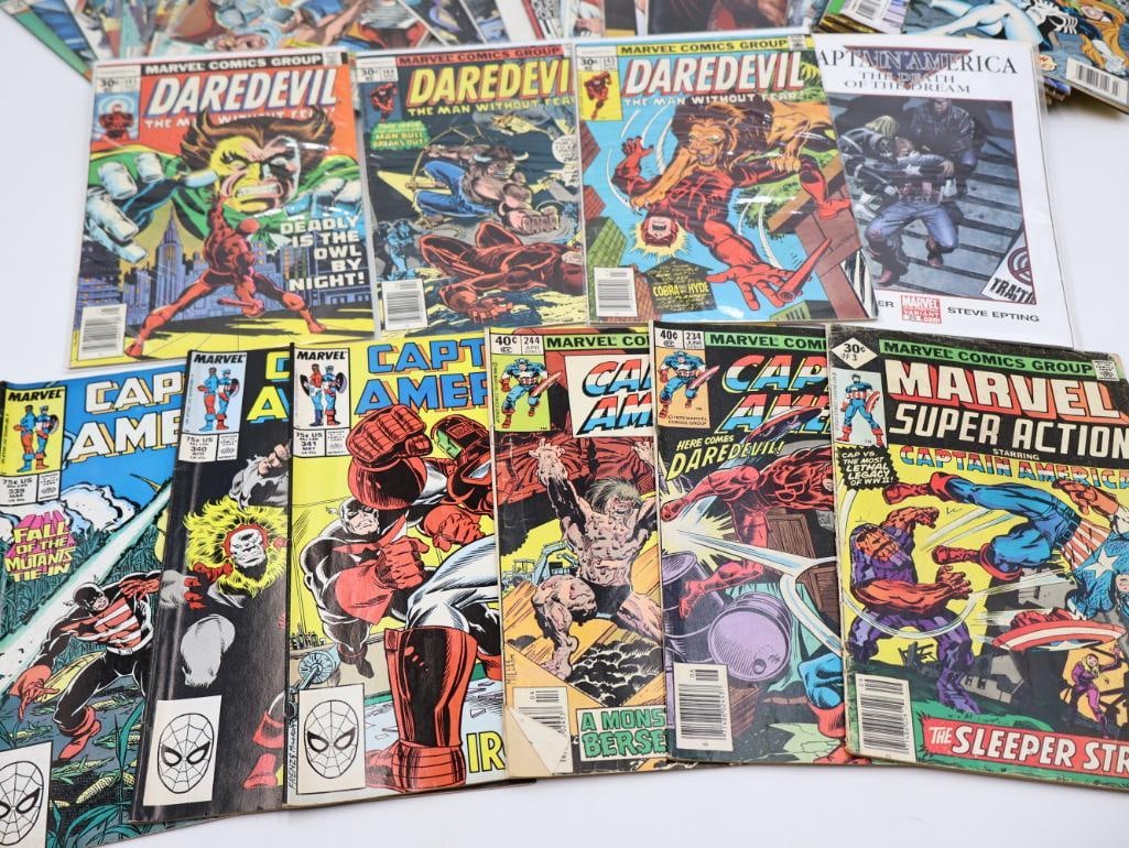 Large Lot of Various Marvel Comics - 17