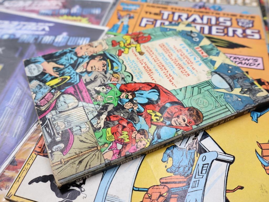 Collection of Mixed Comics - 8