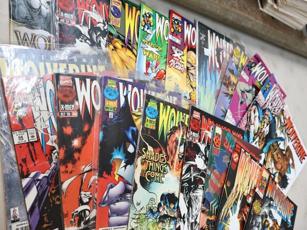 Huge Lot of Marvel Comics - 18