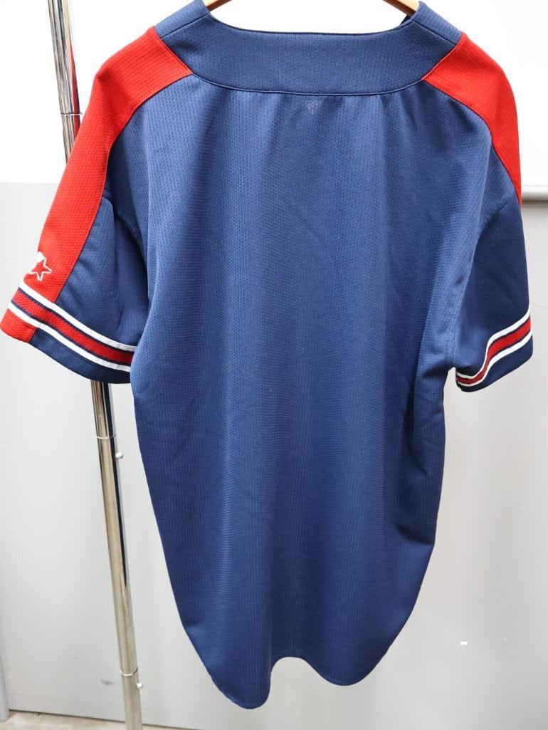 Magic Johnson Jersey, Braves Jersey, and Bulldogs Windbreaker - 15