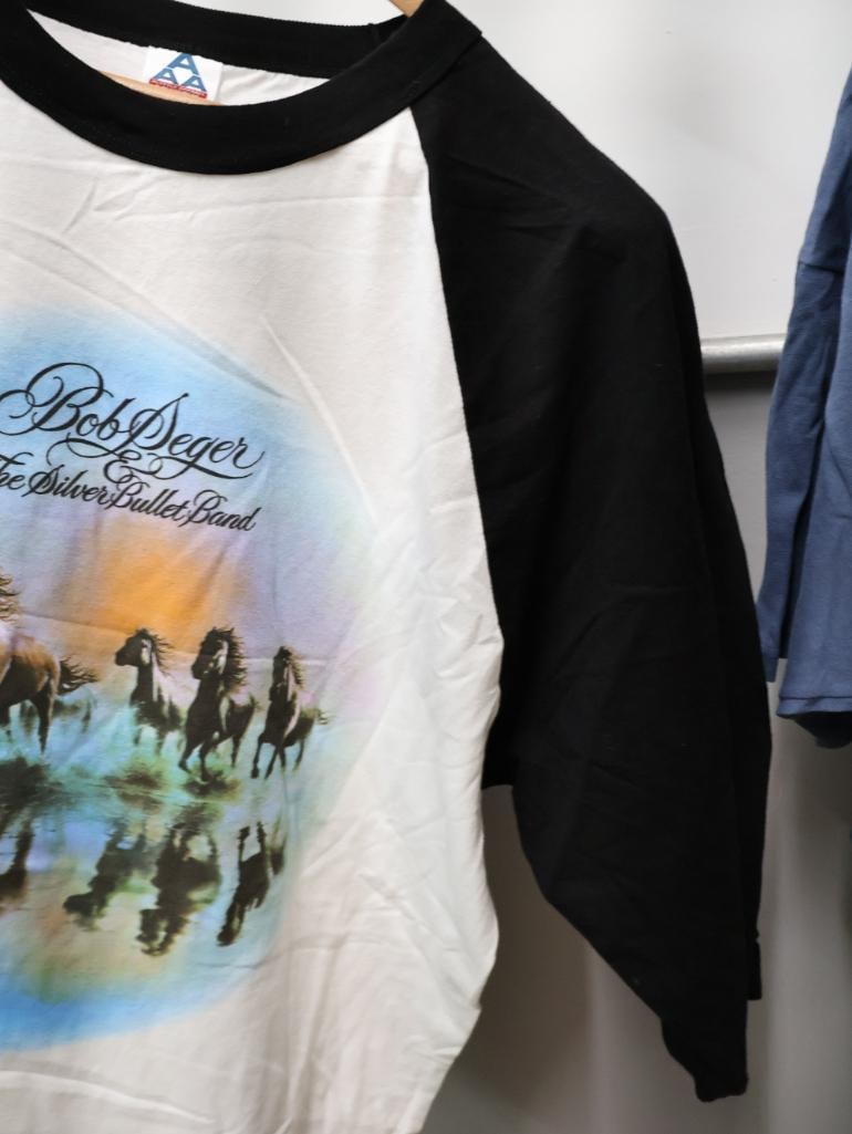 Two Bob Seger rand Motley Crue Band T-Shirts - 4
