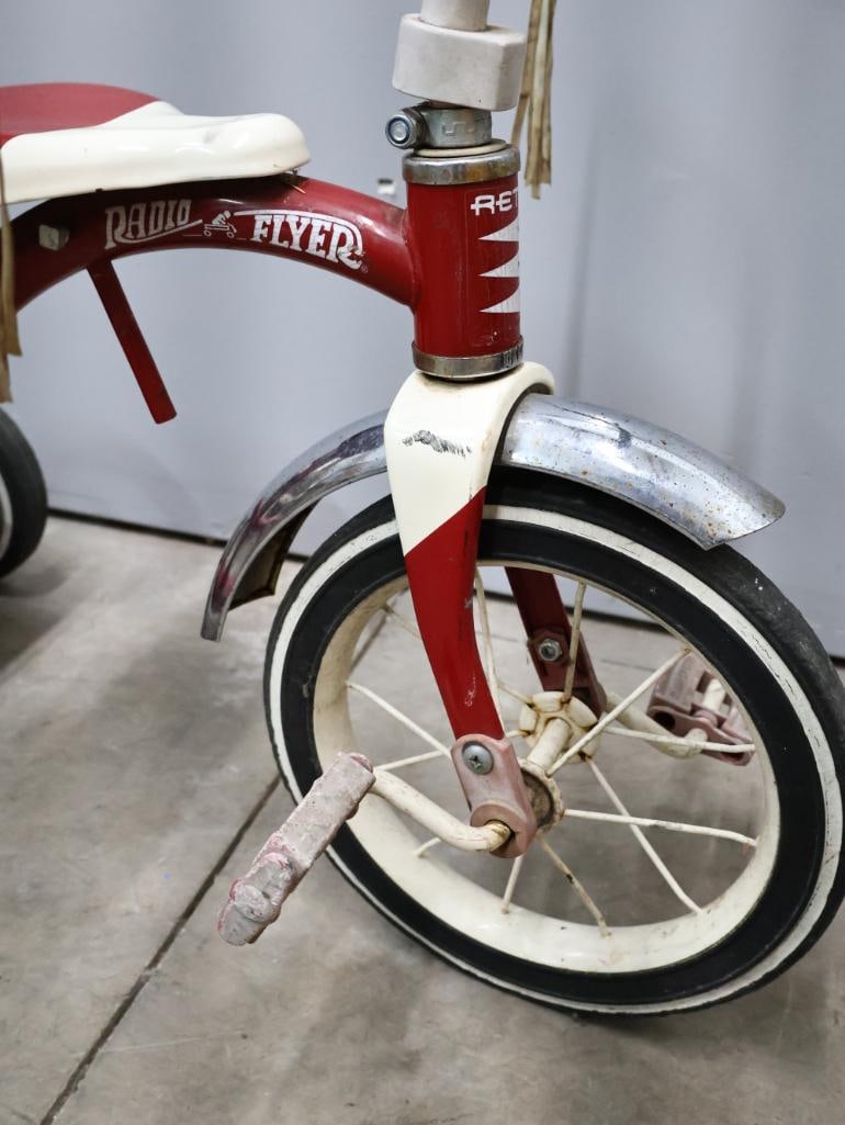 Radio Flyer Red Tricycle - 13