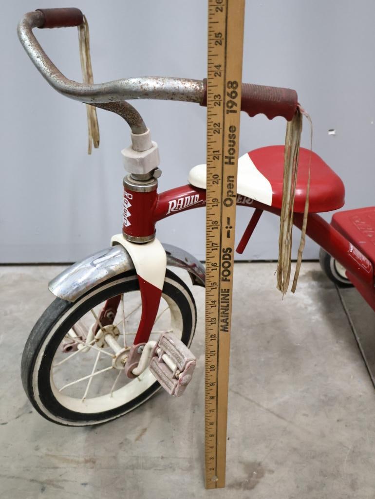 Radio Flyer Red Tricycle - 2