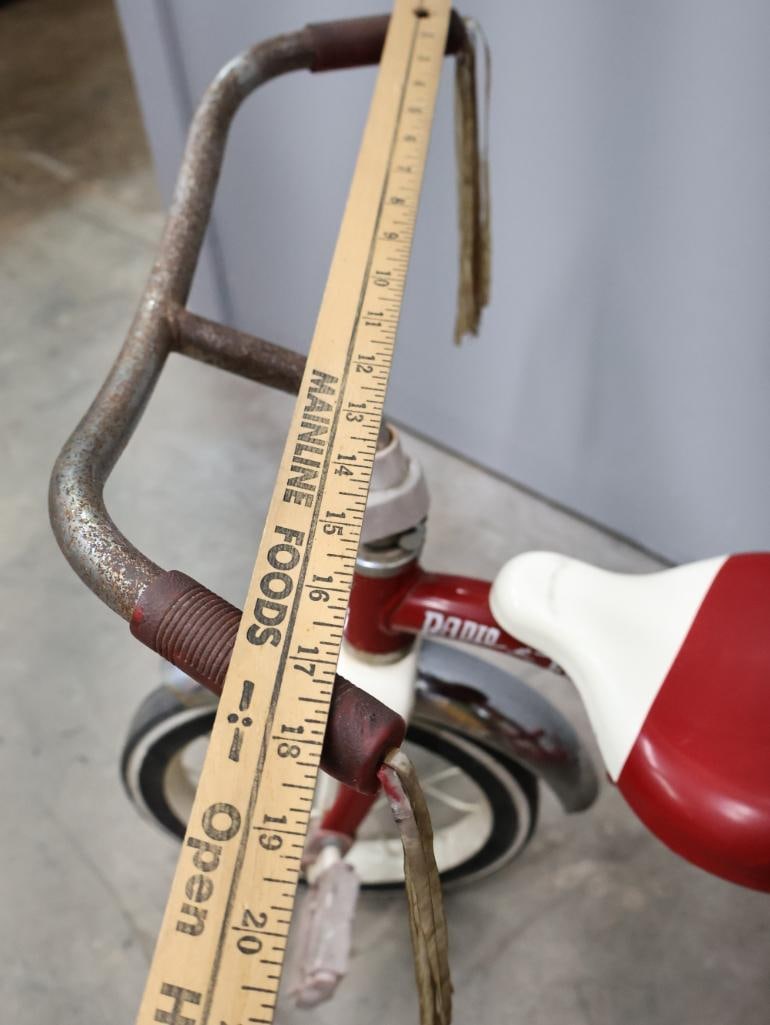 Radio Flyer Red Tricycle - 3