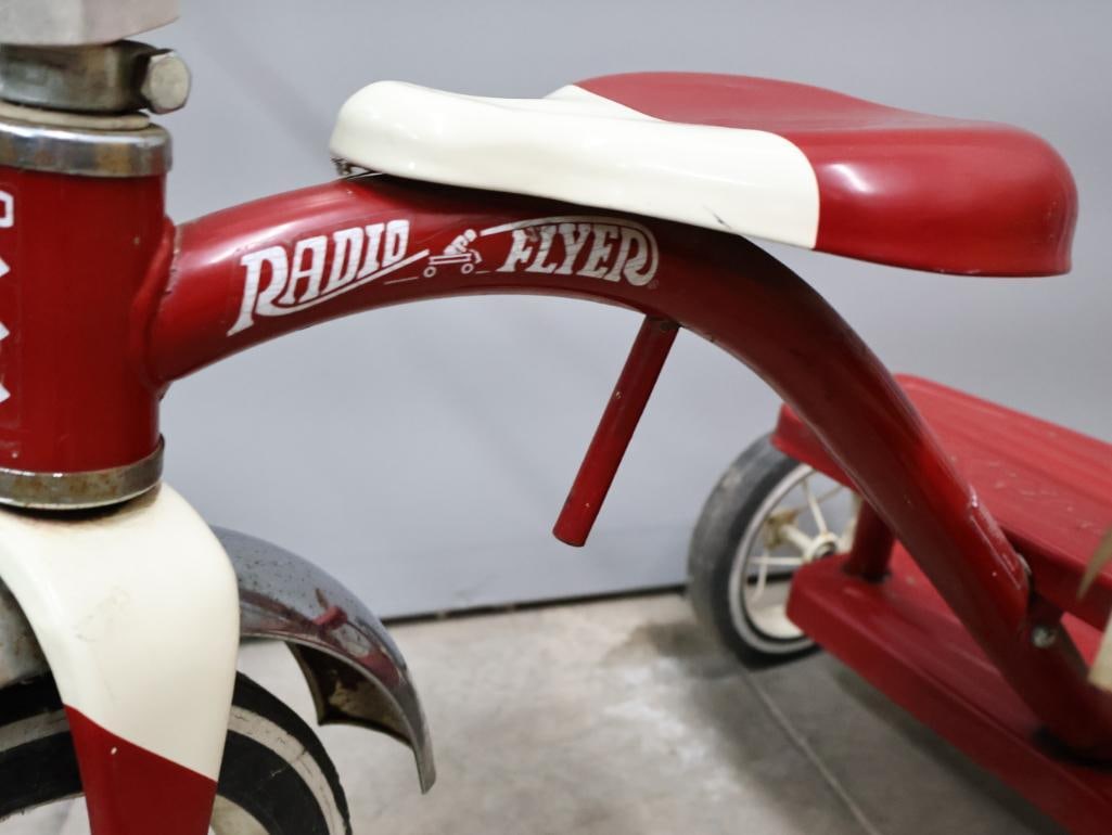 Radio Flyer Red Tricycle - 6
