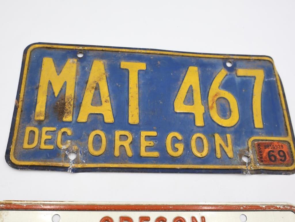Three Vintage Oregon License Plates - 7