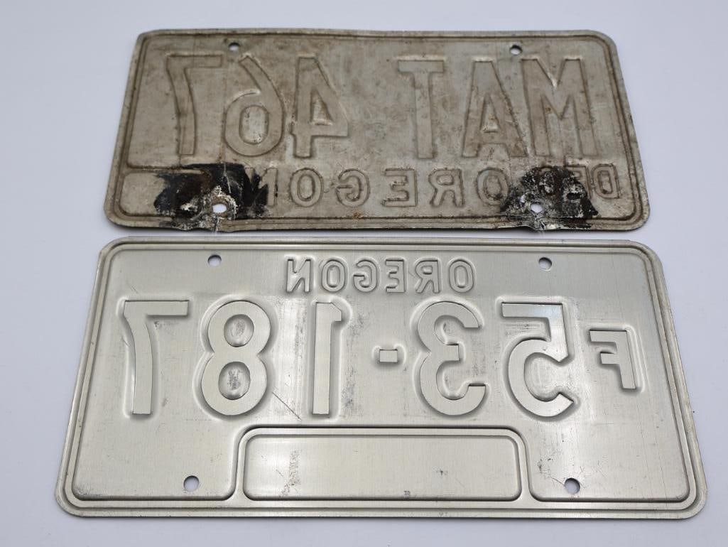 Three Vintage Oregon License Plates - 8