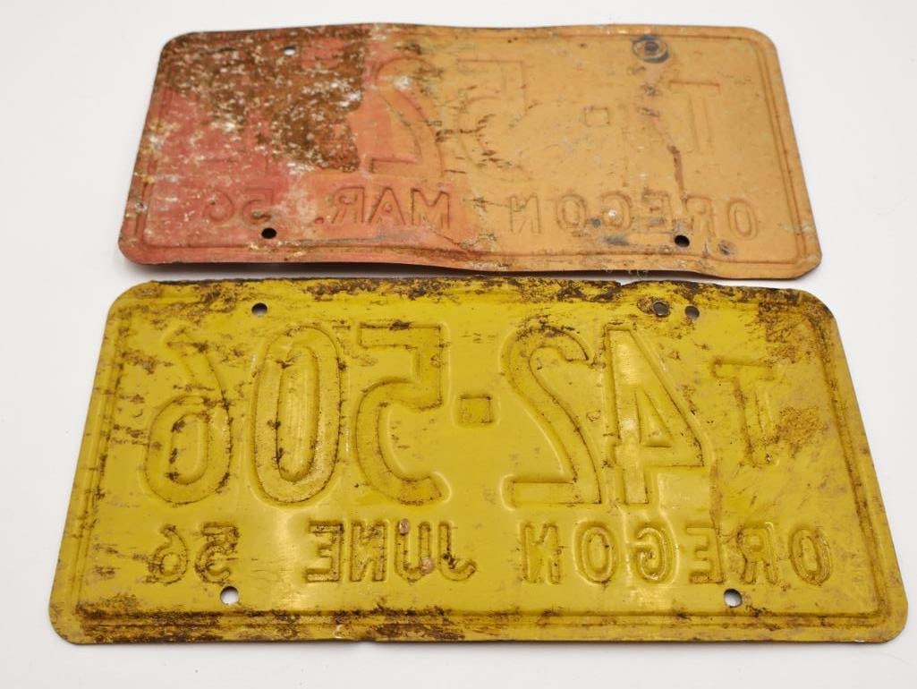 Two Vintage 50's Oregon Truck License Plates, Yellow and Red - 6