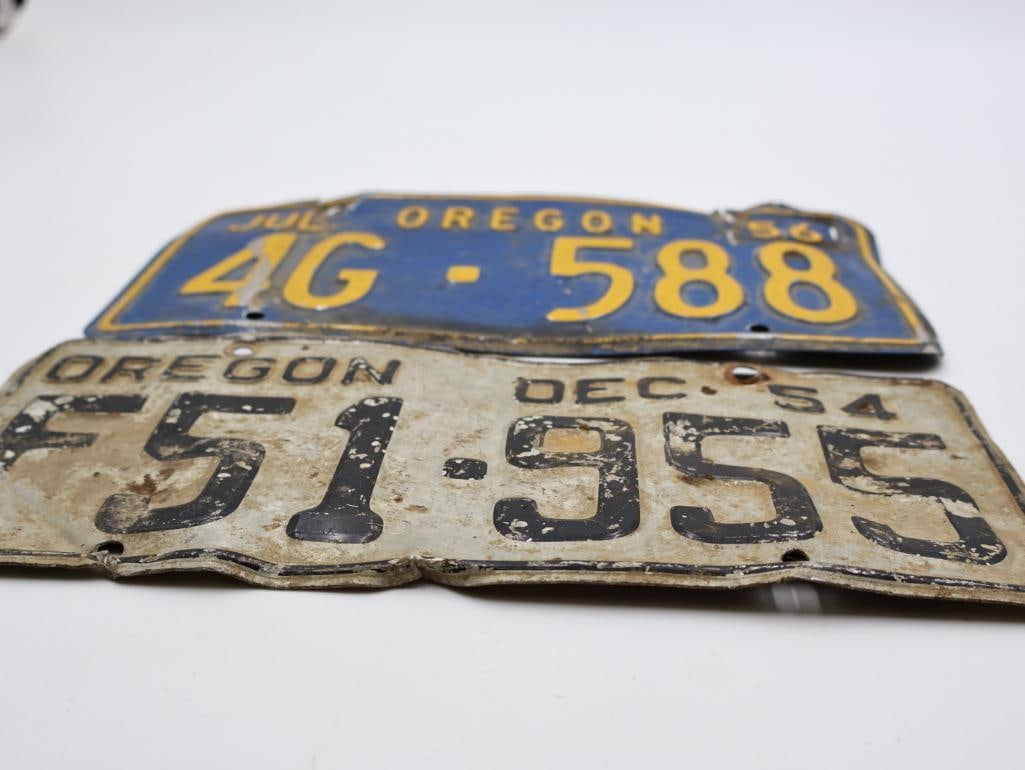 Vintage '54 and '56 Oregon License Plates - 3