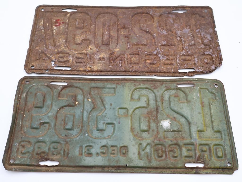 1934 and 1933 Oregon License Plates - 6