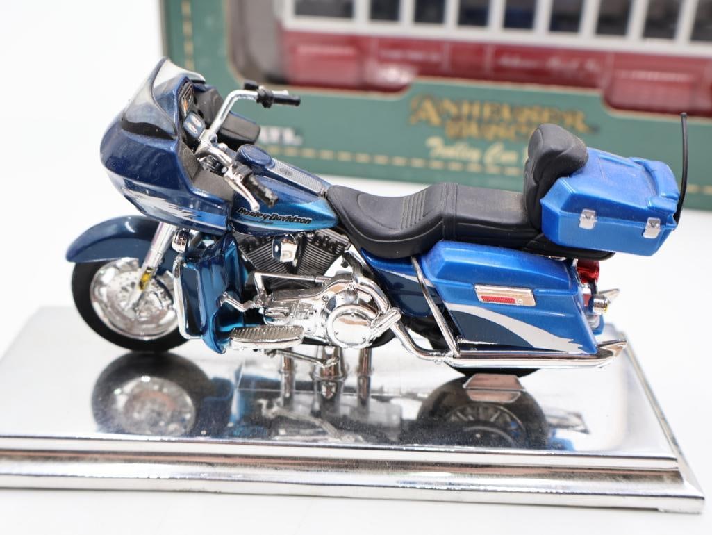 Five Collectable Model Vehicles - 8