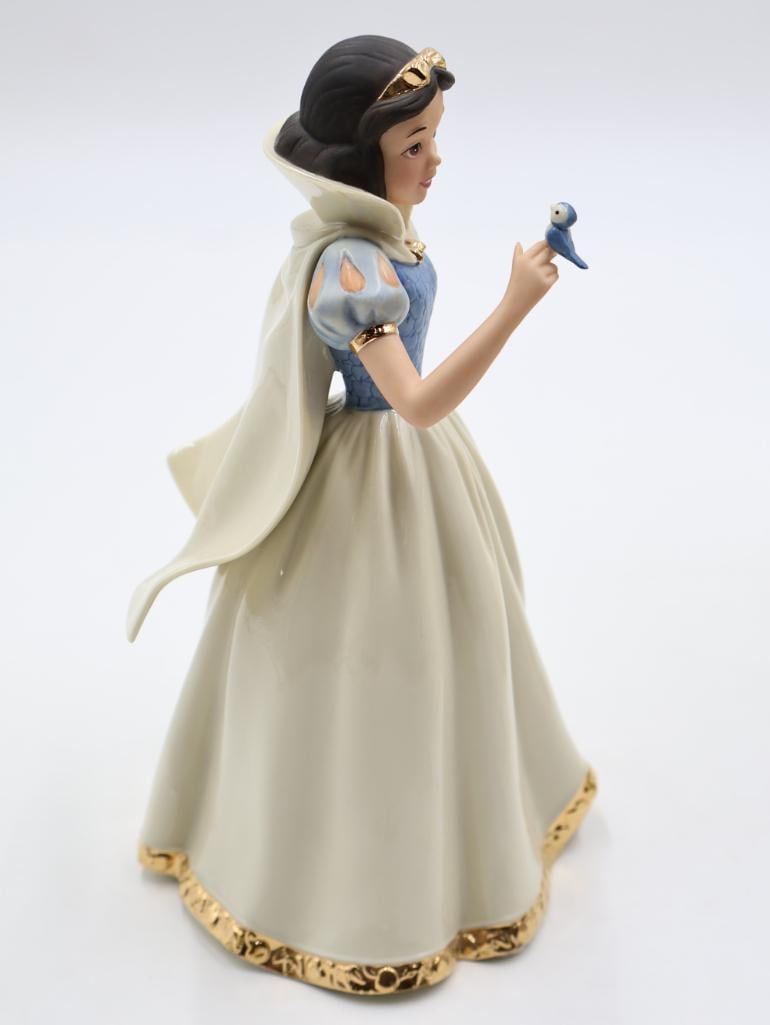 Collectable Lenox Walt Disney's Snow White Statue - 3