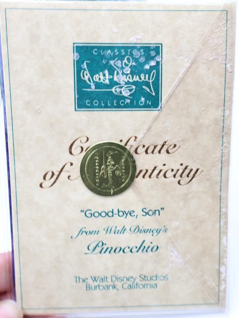 Walt Disney Classics Collection Pinocchio 'Good-bye, Son' - 7