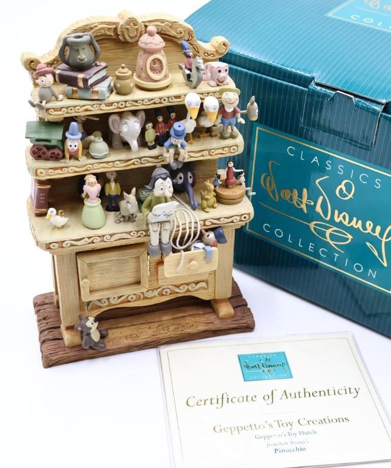 Walt Disney Classics Collection Pinocchio 'Geppetto's Toy Creations': WDCC Pinocchio Geppetto's Toy Hutch figurine from 1998 with original box and COA