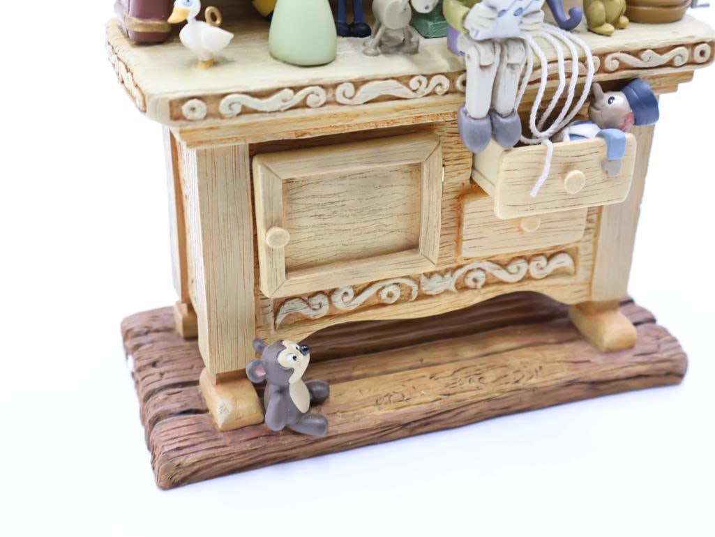 Walt Disney Classics Collection Pinocchio 'Geppetto's Toy Creations' - 7
