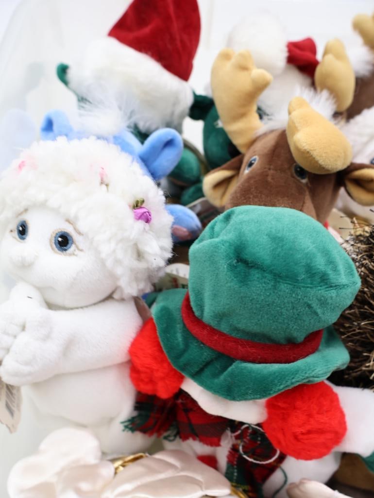 Various Dreamsicles Plushes and More - 5