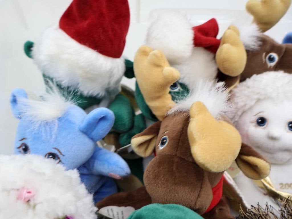 Various Dreamsicles Plushes and More - 6
