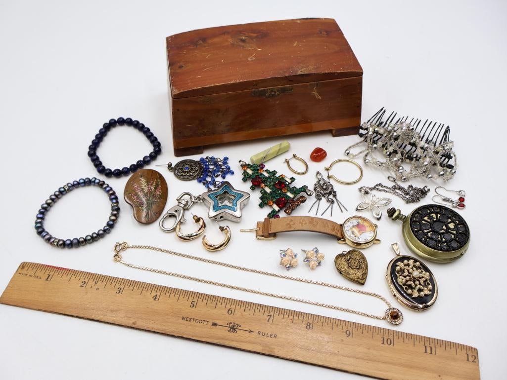 Vintage Jewelry Box with Assorted Costume Jewelry - 2