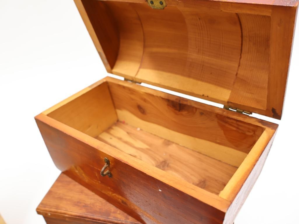 Vintage Ladies Hats, Purse, and Jewelry Boxes - 14