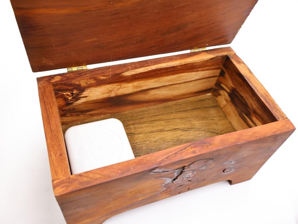Vintage Ladies Hats, Purse, and Jewelry Boxes - 16
