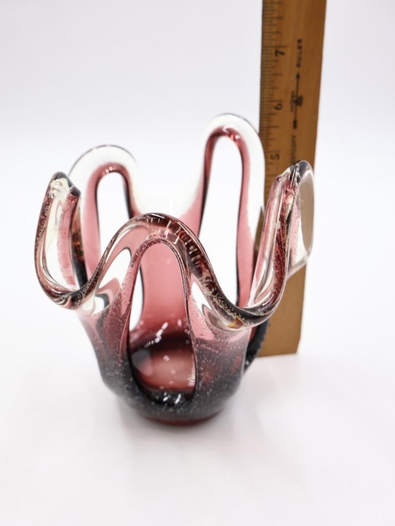 Dale Tiffany Glass Statue and Artisan Glass Basket - 5