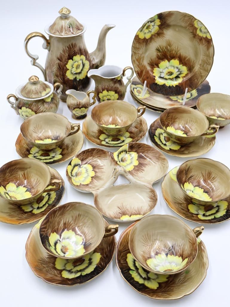 Extensive Set of Saji Occupied Japan Wild Cactus China (1 of 14)