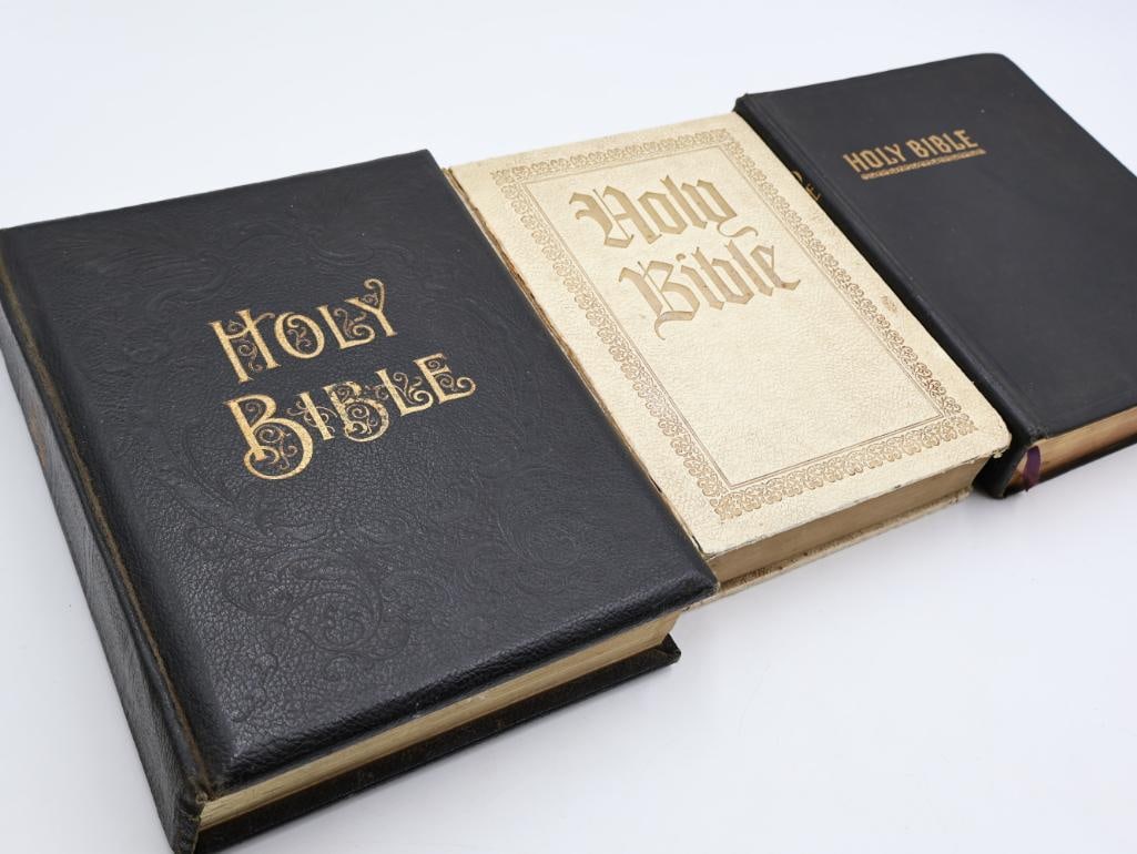 Three Vintage Large Holy Bibles (1 of 20)